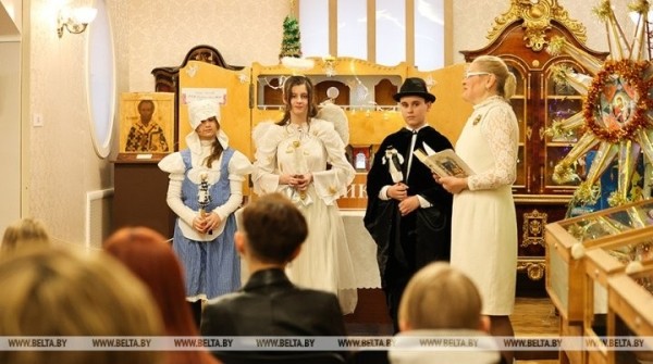 В музее «Спасенные художественные ценности» Бреста показали «Колядные истории» В музее «Спасенные художественные ценности» Бреста показали «Колядные истории»