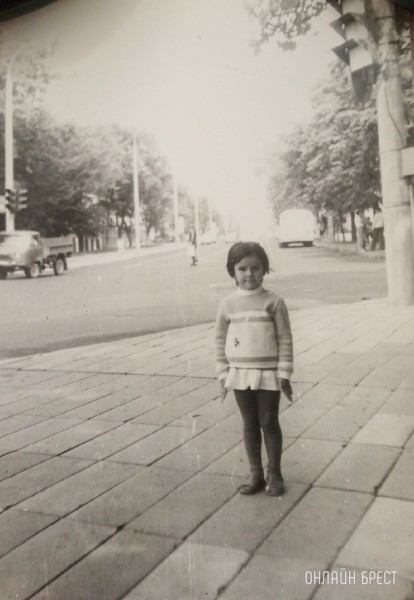 Читатель: Брест, примерно 1986 год
             
                Читатель: Брест, примерно 1986 год