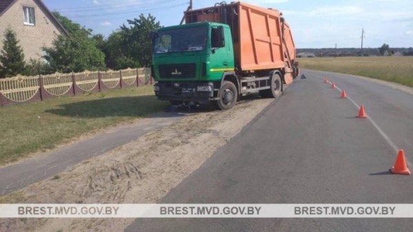 Суд в Пружанах вынес приговор водителю мусоровоза, сбившего 11-летнюю велосипедистку Суд в Пружанах вынес приговор водителю мусоровоза, сбившего 11-летнюю велосипедистку