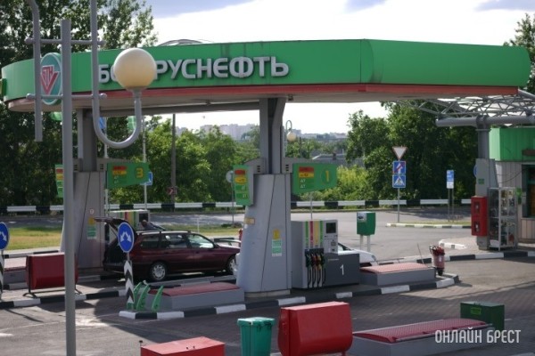 В Беларуси опять дорожает топливо В Беларуси опять дорожает топливо