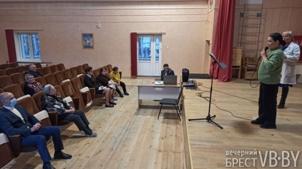 Директор дома-интерната в Волках Николай Шульган: «У нас закрытое учреждение, но мы стараемся быть открытыми» Директор дома-интерната в Волках Николай Шульган: «У нас закрытое учреждение, но мы стараемся быть открытыми»