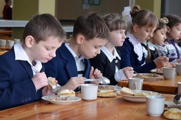 Пищеблоки 20 школ планируют обновить в Брестской области в этом году Пищеблоки 20 школ планируют обновить в Брестской области в этом году