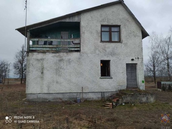 На пожаре в Каменецком районе спасены брат и сестра На пожаре в Каменецком районе спасены брат и сестра