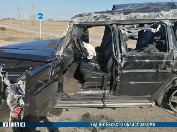 В Витебской области опрокинулся Gelandewagen. Появилось видео спасения 94-летнего водителя В Витебской области опрокинулся Gelandewagen. Появилось видео спасения 94-летнего водителя