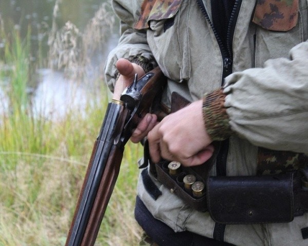 С незарегистрированным оружием охотились вблизи пущи два жителя Брестского района С незарегистрированным оружием охотились вблизи пущи два жителя Брестского района