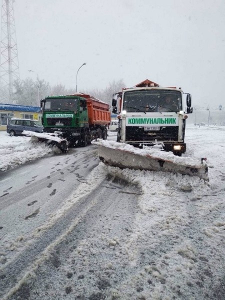 В Бресте снегоуборочная техника работает в круглосуточном режиме В Бресте снегоуборочная техника работает в круглосуточном режиме