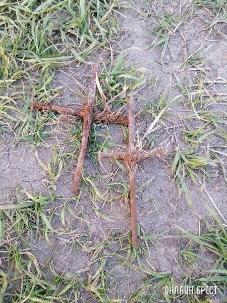 Читатель: Брестский район, д.Волки. Поехали отдохнуть на природу и ужаснулись от происходящего
             
                Читатель: Брестский район, д.Волки. Поехали отдохнуть на природу и ужаснулись от происходящего