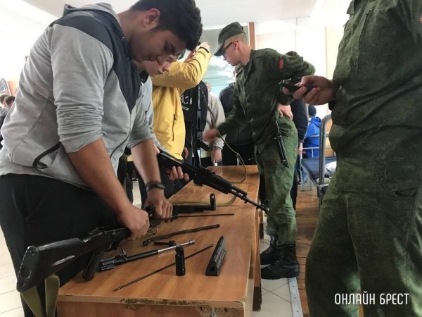 Читатель:  Проведены занятия по боевой подготовке
             
                Читатель:  Проведены занятия по боевой подготовке