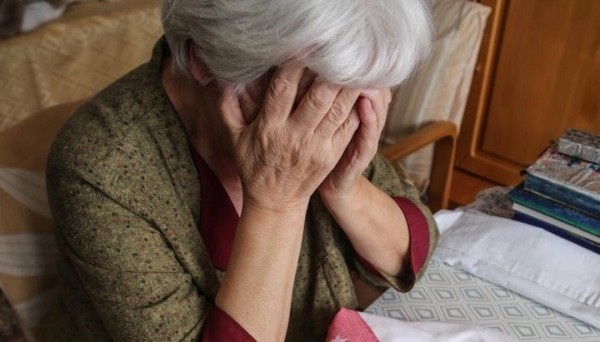 Более 12 тысяч рублей забрал мошенник у двух пенсионерок из Брестской области Более 12 тысяч рублей забрал мошенник у двух пенсионерок из Брестской области