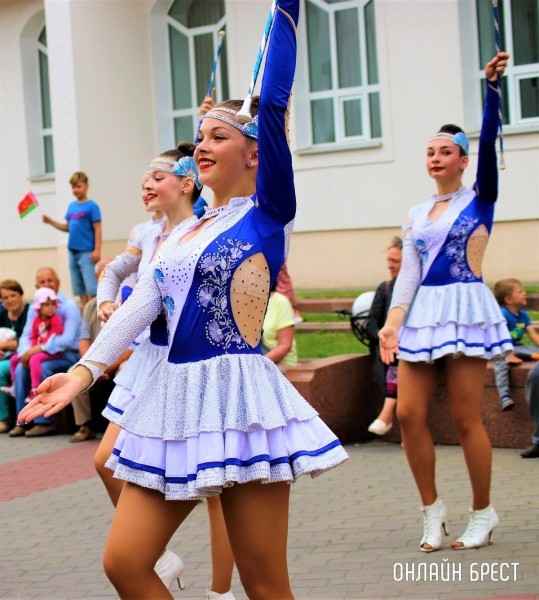 Читатель: Вчера на Советской было красиво
             
                Читатель: Вчера на Советской было красиво