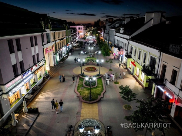 Самая красивая улица Бреста
             
                Самая красивая улица Бреста