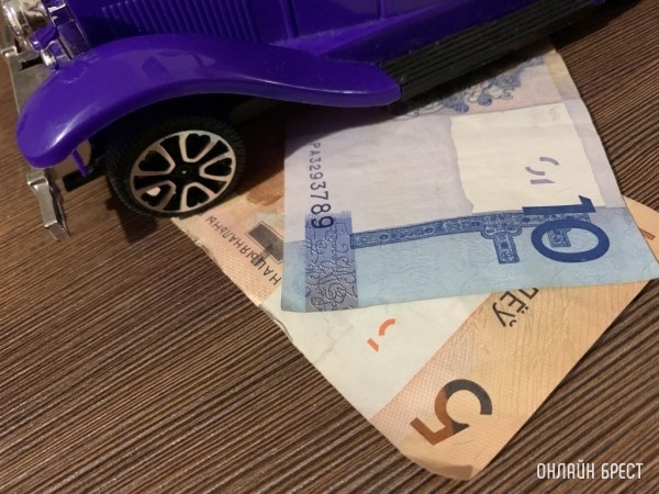 В Беларуси фирма не заплатила транспортный налог за 37 авто. К ней пришли с проверкой В Беларуси фирма не заплатила транспортный налог за 37 авто. К ней пришли с проверкой