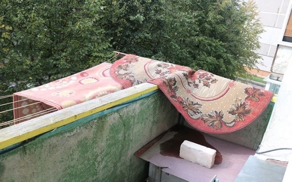 Что стало причиной появления «водопада» на стене пятиэтажки в Барановичах Что стало причиной появления «водопада» на стене пятиэтажки в Барановичах