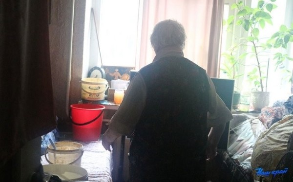 Что стало причиной появления «водопада» на стене пятиэтажки в Барановичах Что стало причиной появления «водопада» на стене пятиэтажки в Барановичах