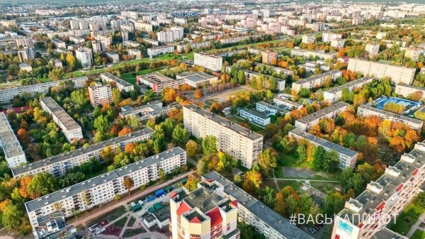 Немного осеннего Бреста. Красивый фото с высоты
             
                Немного осеннего Бреста. Красивый фото с высоты