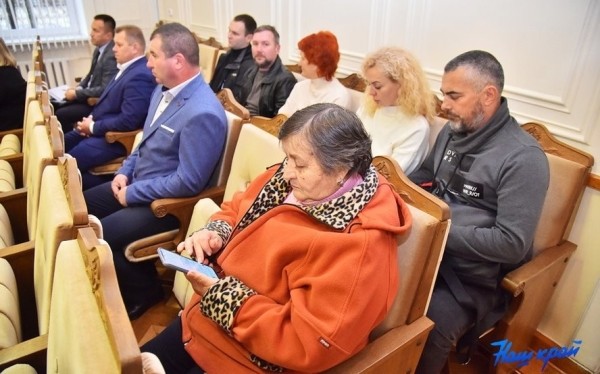 Состоялась встреча председателя Барановичского горисполкома с индивидуальными предпринимателями, торгующими на городских рынках Состоялась встреча председателя Барановичского горисполкома с индивидуальными предпринимателями, торгующими на городских рынках