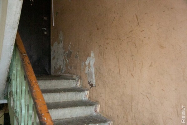 «Соседи и общая кухня − тут не самое страшное». Шокирующий репортаж из одной белорусской коммуналки «Соседи и общая кухня − тут не самое страшное». Шокирующий репортаж из одной белорусской коммуналки