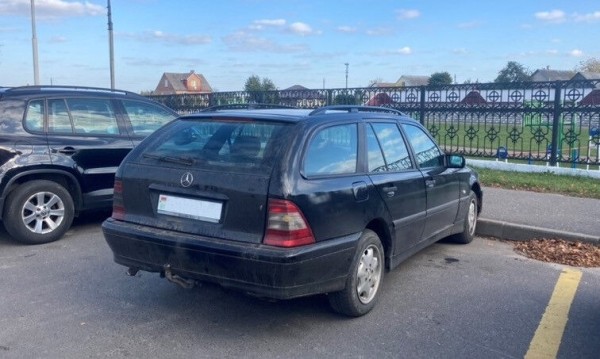 Житель Ивацевичей купил Mercedes-Benz за $2 000, а машина оказалась «трупом» Житель Ивацевичей купил Mercedes-Benz за $2 000, а машина оказалась «трупом»