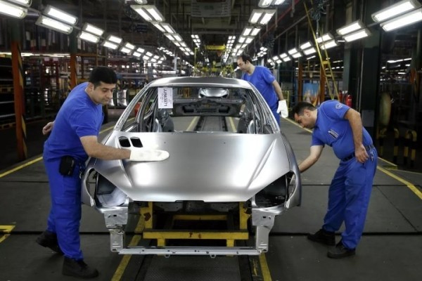 Иранская компания поставит в Беларусь 45 тысяч автомобилей Иранская компания поставит в Беларусь 45 тысяч автомобилей