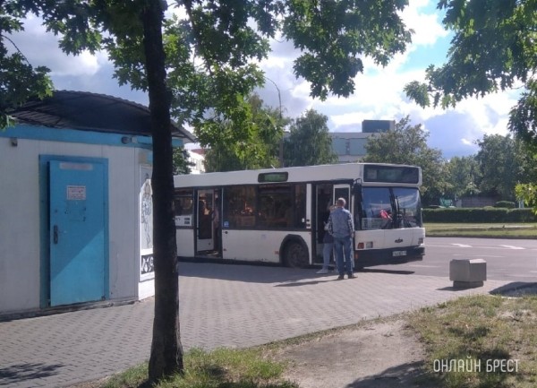 Можно ли курить на остановке? Отвечает инспектор милиции Можно ли курить на остановке? Отвечает инспектор милиции