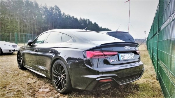 Белорус пытался пригнать из Литвы роскошную Audi. Но вмешался Интерпол Белорус пытался пригнать из Литвы роскошную Audi. Но вмешался Интерпол