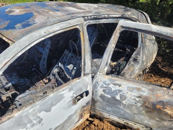 В Ивацевичском районе сгорел легковой автомобиль В Ивацевичском районе сгорел легковой автомобиль