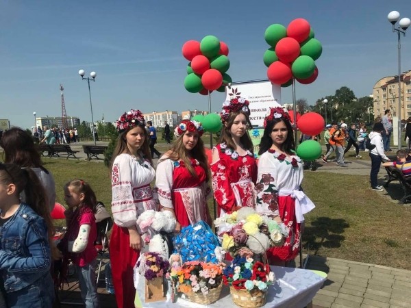 В парке 1000-летия проходит районный праздник «ДетиНового1000-летия»