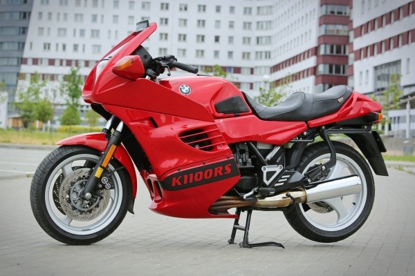 Белорус купил в США 27-летний мотоцикл BMW K1100 RS Белорус купил в США 27-летний мотоцикл BMW K1100 RS