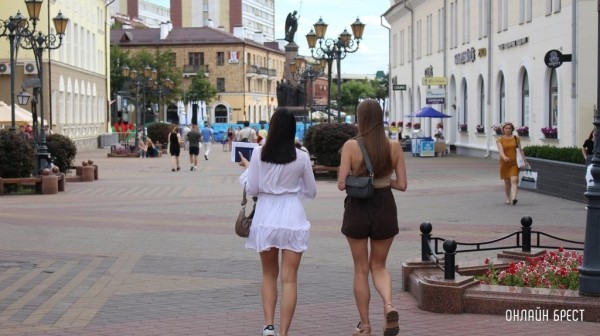 Средняя по Беларуси температура воздуха в июле была ниже климатической нормы Средняя по Беларуси температура воздуха в июле была ниже климатической нормы