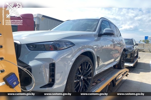 Таможня: на ввозе BMW хотели сэкономить 120 тысяч, могут потерять 210 Таможня: на ввозе BMW хотели сэкономить 120 тысяч, могут потерять 210