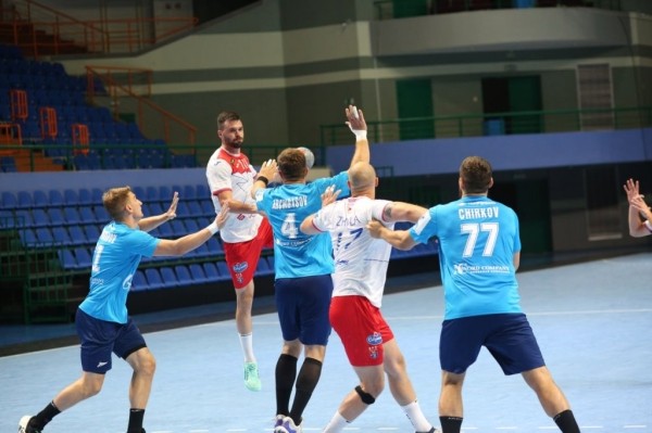 В домашнем спарринге гандболисты «Мешков Брест» уступили соперникам из Санкт-Петербурга В домашнем спарринге гандболисты «Мешков Брест» уступили соперникам из Санкт-Петербурга