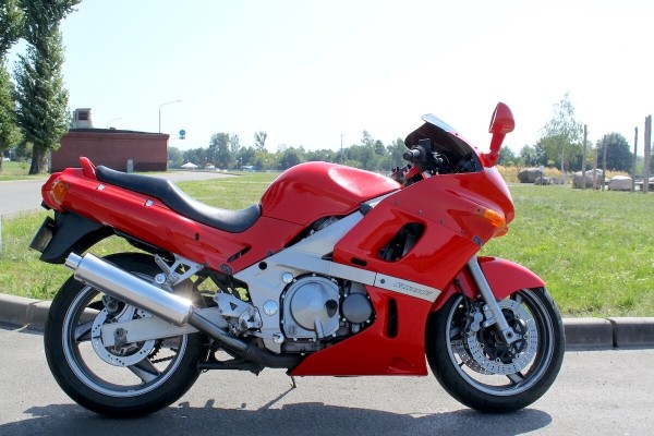 «Kawasaki разгоняется до 250 км/ч, но я с такой скоростью не езжу». Пообщались с создателем необычного Парка валунов в Бресте «Kawasaki разгоняется до 250 км/ч, но я с такой скоростью не езжу». Пообщались с создателем необычного Парка валунов в Бресте