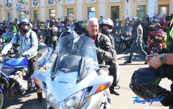 Более 800 байкеров! Мотосезон-2023 закрылся в Барановичах Более 800 байкеров! Мотосезон-2023 закрылся в Барановичах