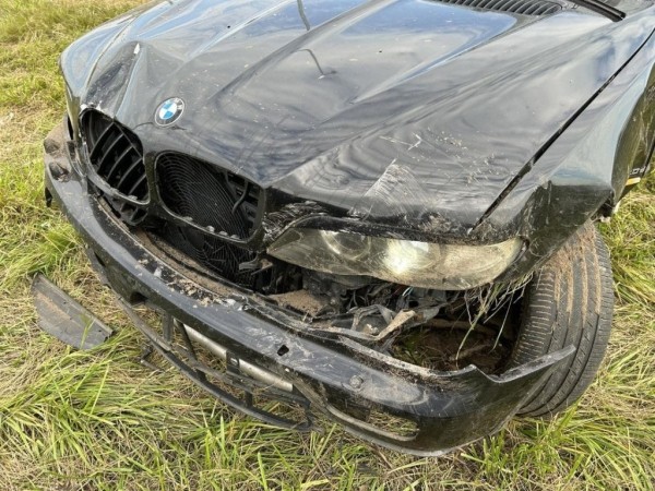 На трассе Минск — Микашевичи опрокинулся BMW X5, пострадали двое взрослых и ребенок На трассе Минск — Микашевичи опрокинулся BMW X5, пострадали двое взрослых и ребенок