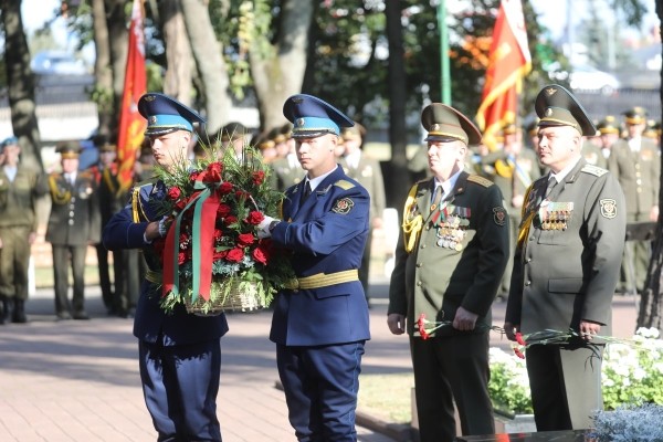 День народного единства празднуют в Бресте День народного единства празднуют в Бресте