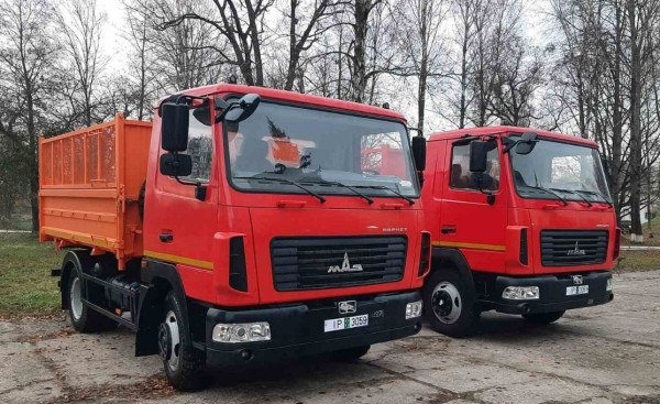 Два новых МАЗа переданы Пинскому аграрному колледжу Два новых МАЗа переданы Пинскому аграрному колледжу