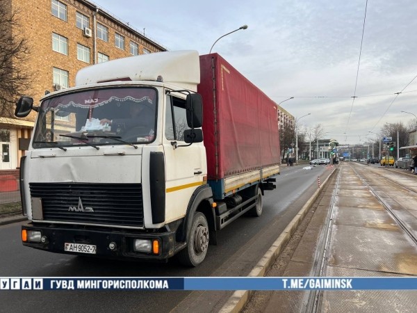 В сети появилось жуткое видео смертельного ДТП в Минске В сети появилось жуткое видео смертельного ДТП в Минске