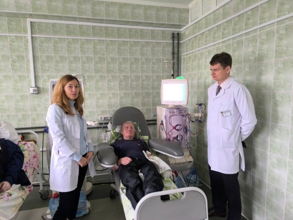 Брестская центральная городская больница получила 4 аппарата  «искусственная почка» для гемодиализа пациентов Брестская центральная городская больница получила 4 аппарата  «искусственная почка» для гемодиализа пациентов