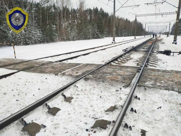 В Ивацевичском районе под колесами поезда погиб мужчина В Ивацевичском районе под колесами поезда погиб мужчина