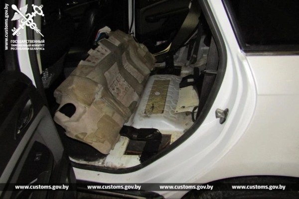 За провоз контрабанды в Беларуси конфисковали Cadillac За провоз контрабанды в Беларуси конфисковали Cadillac