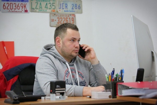 Польша не пропускает машины с объёмом более 1,9 литра и дороже €50 тысяч? Что говорят игроки автобизнеса Польша не пропускает машины с объёмом более 1,9 литра и дороже €50 тысяч? Что говорят игроки автобизнеса