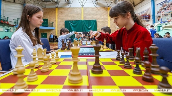 В Бресте проходит финал областных соревнований среди детей и подростков по шахматам «Белая ладья» В Бресте проходит финал областных соревнований среди детей и подростков по шахматам «Белая ладья»