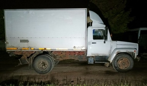 В Беларуси нетрезвый водитель насмерть сбил своего отца, но заметил это не сразу В Беларуси нетрезвый водитель насмерть сбил своего отца, но заметил это не сразу