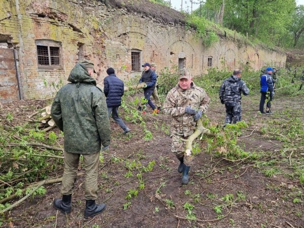 Республиканский субботник проходит в Бресте Республиканский субботник проходит в Бресте