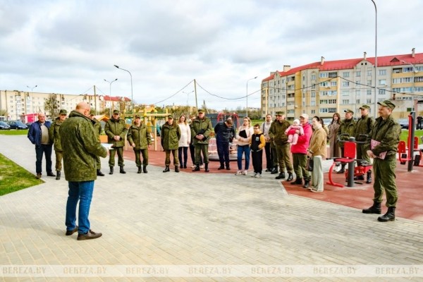 Военнослужащие получили арендное жилье в Березе Военнослужащие получили арендное жилье в Березе