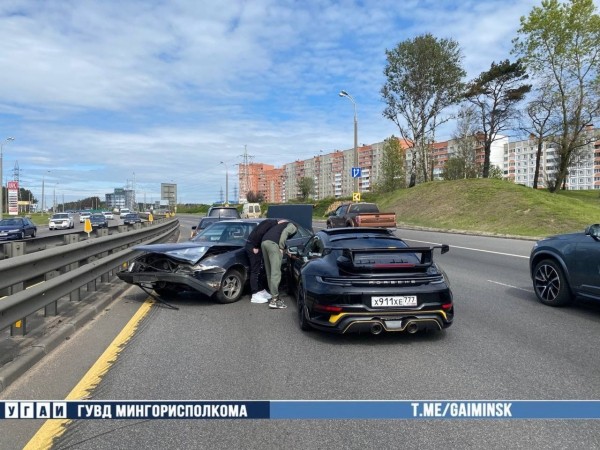 В Минске Porsche попал в ДТП В Минске Porsche попал в ДТП