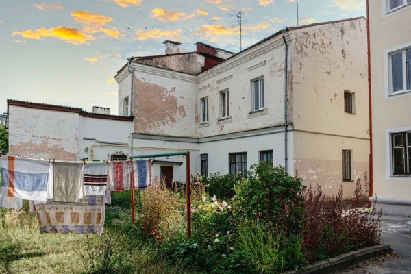 Фотографии сделаны в Бресте. Узнали место?
             
                Фотографии сделаны в Бресте. Узнали место?