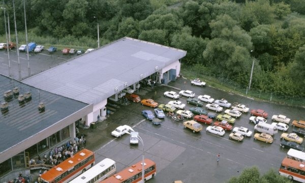 Август 1990-го. Смотрите видео с пункта пропуска «Брест» Август 1990-го. Смотрите видео с пункта пропуска «Брест»