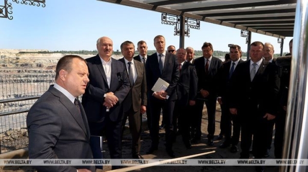 Александр Лукашенко посещает с рабочей поездкой Брестскую область Александр Лукашенко посещает с рабочей поездкой Брестскую область