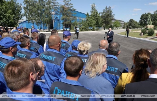 Александр Лукашенко посещает с рабочей поездкой Брестскую область Александр Лукашенко посещает с рабочей поездкой Брестскую область